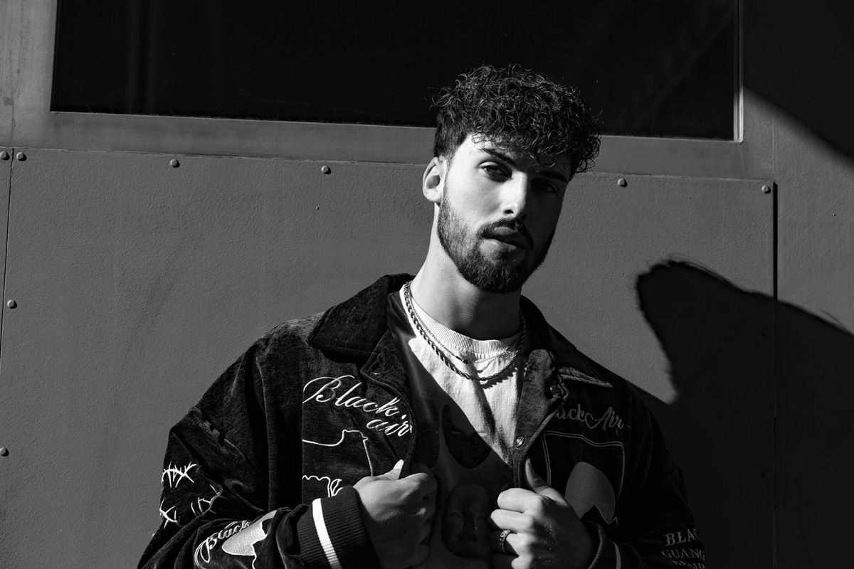 studio beauty fashion portrait